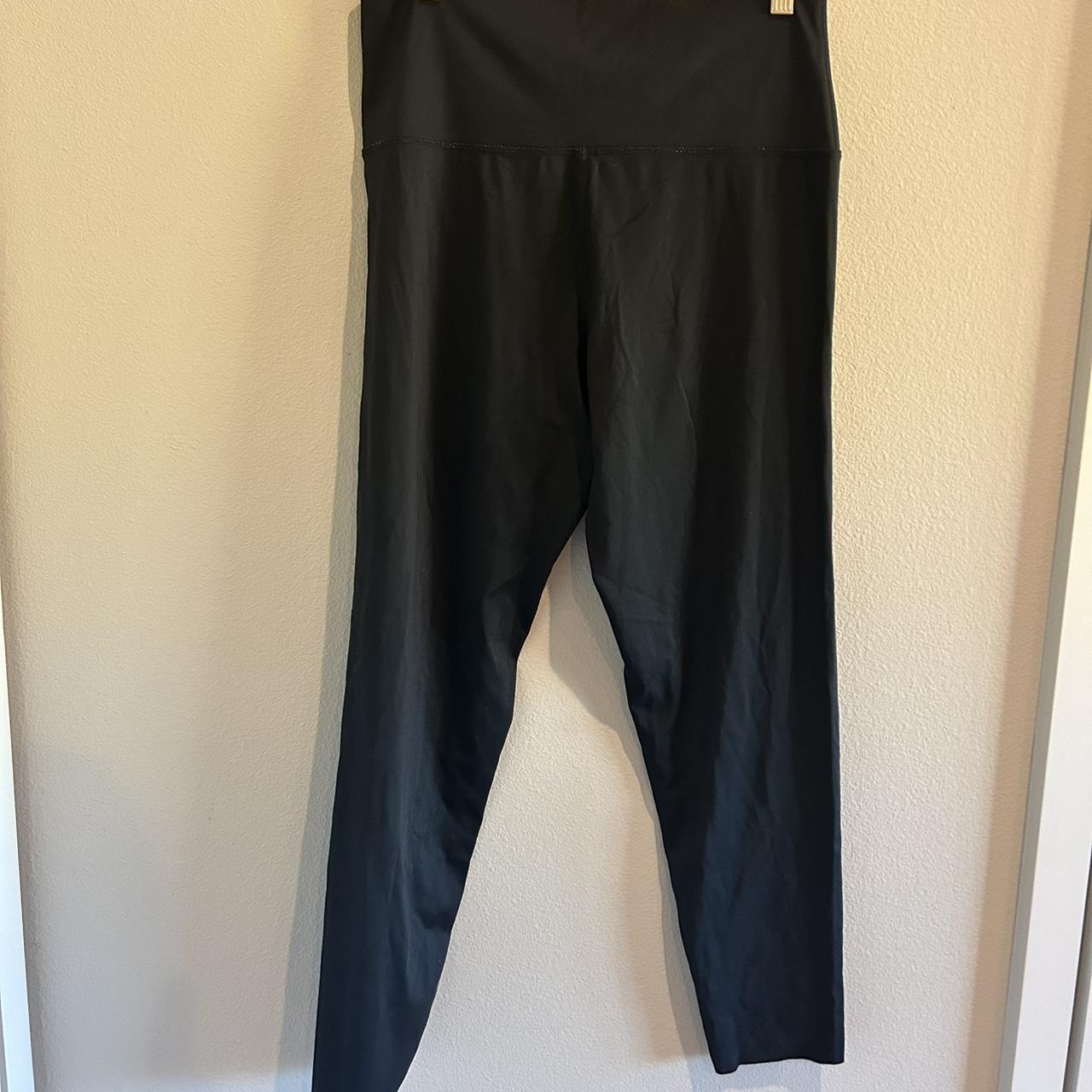 Offline by Aerie High Rise Goals 7/8 Leggings Rise - Depop