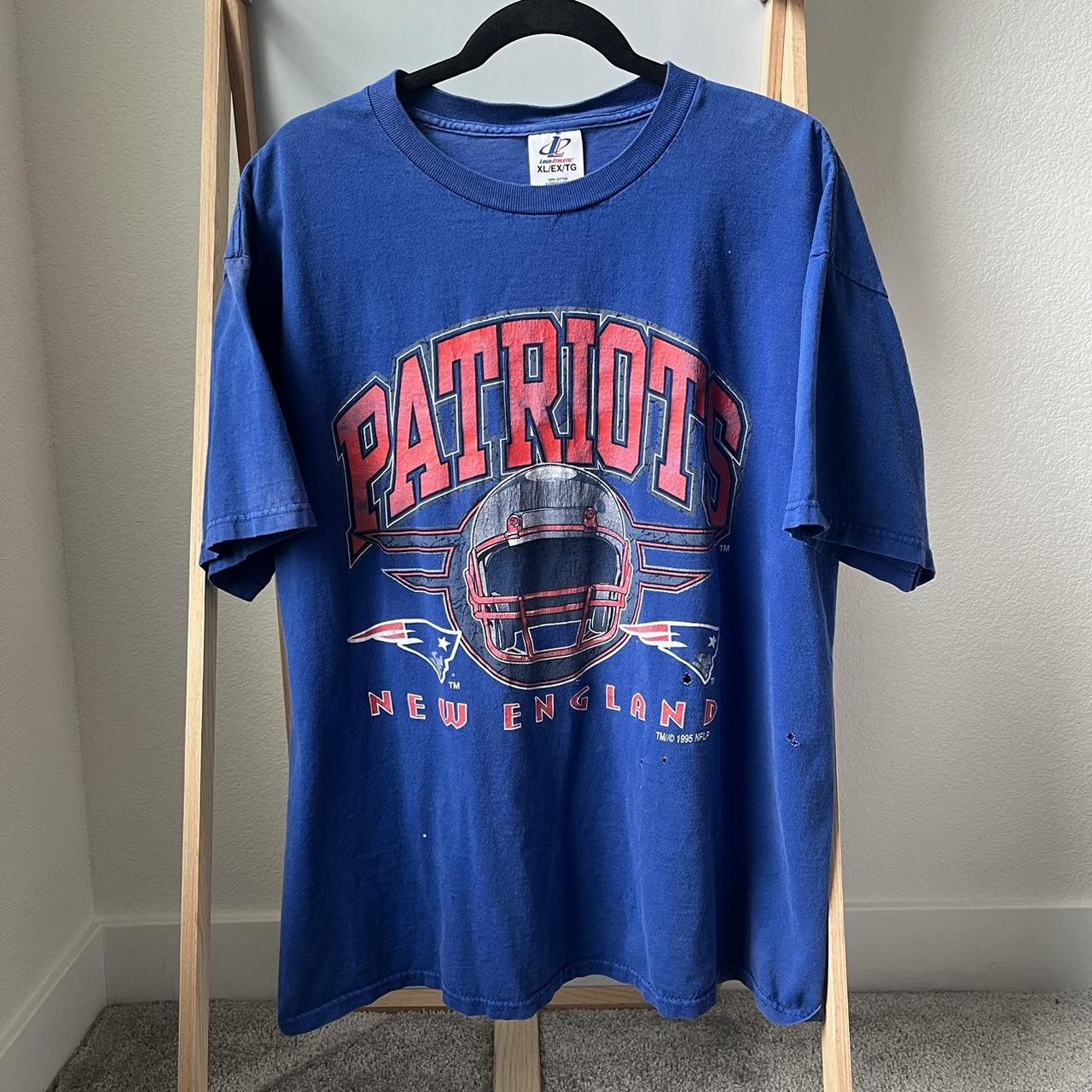 Vintage 1995 XL New England Patriots T Shirt Size:... - Depop