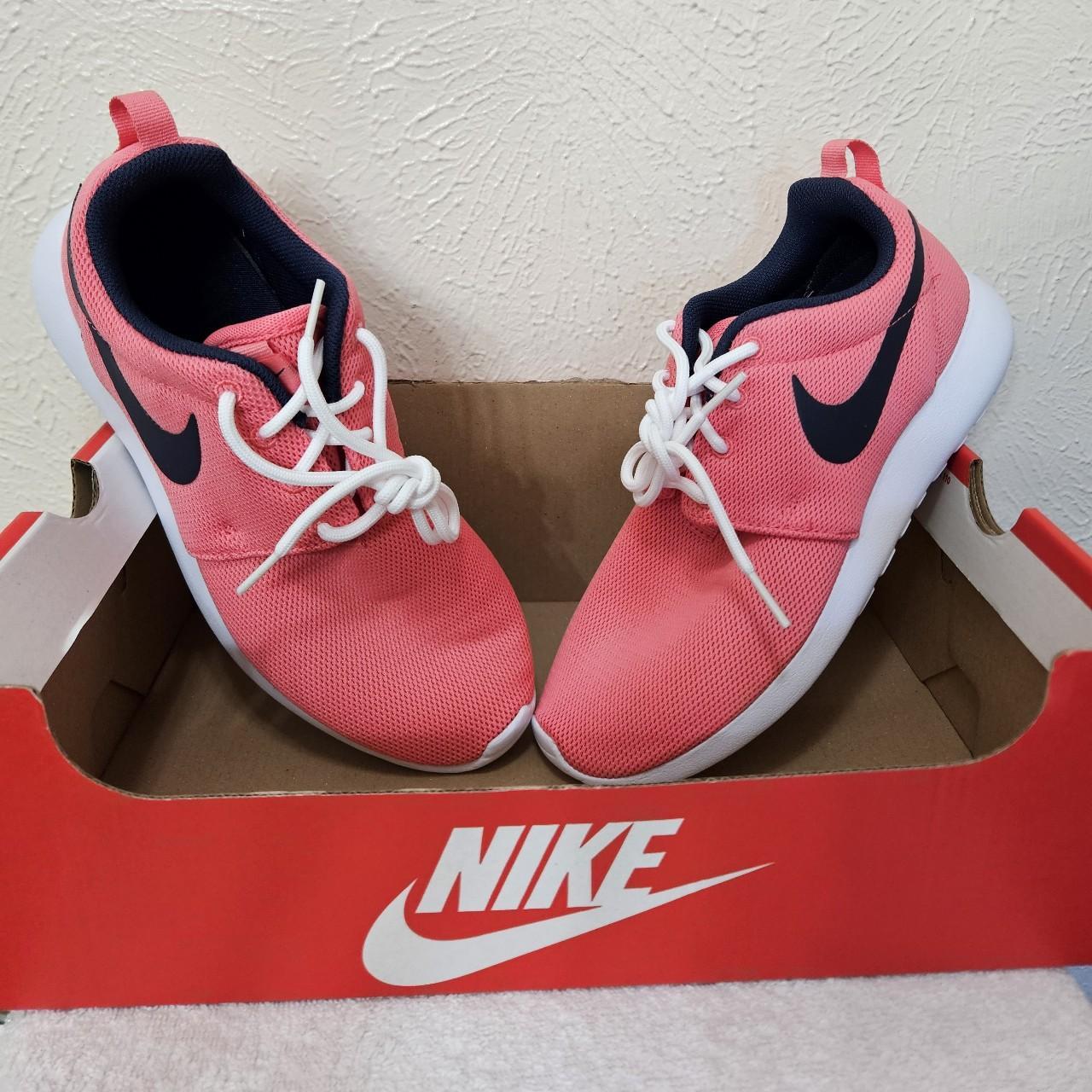 Nike roshe one sea coral best sale