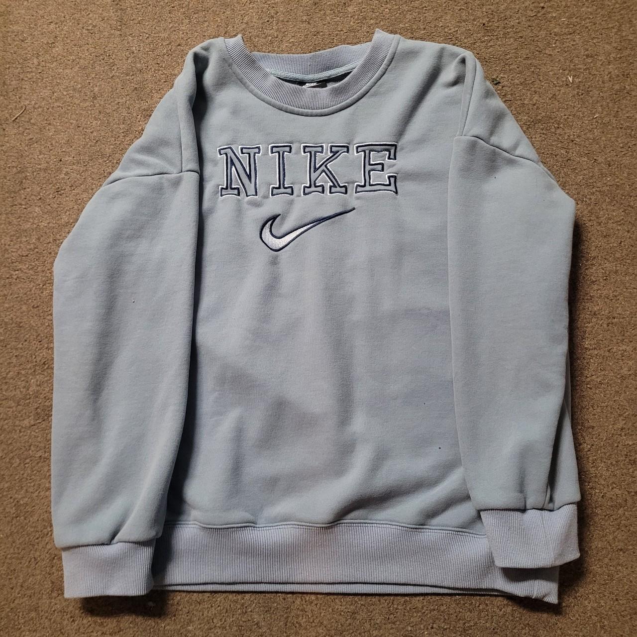 Vintage Nike Crewneck Size L fits M/S - Depop