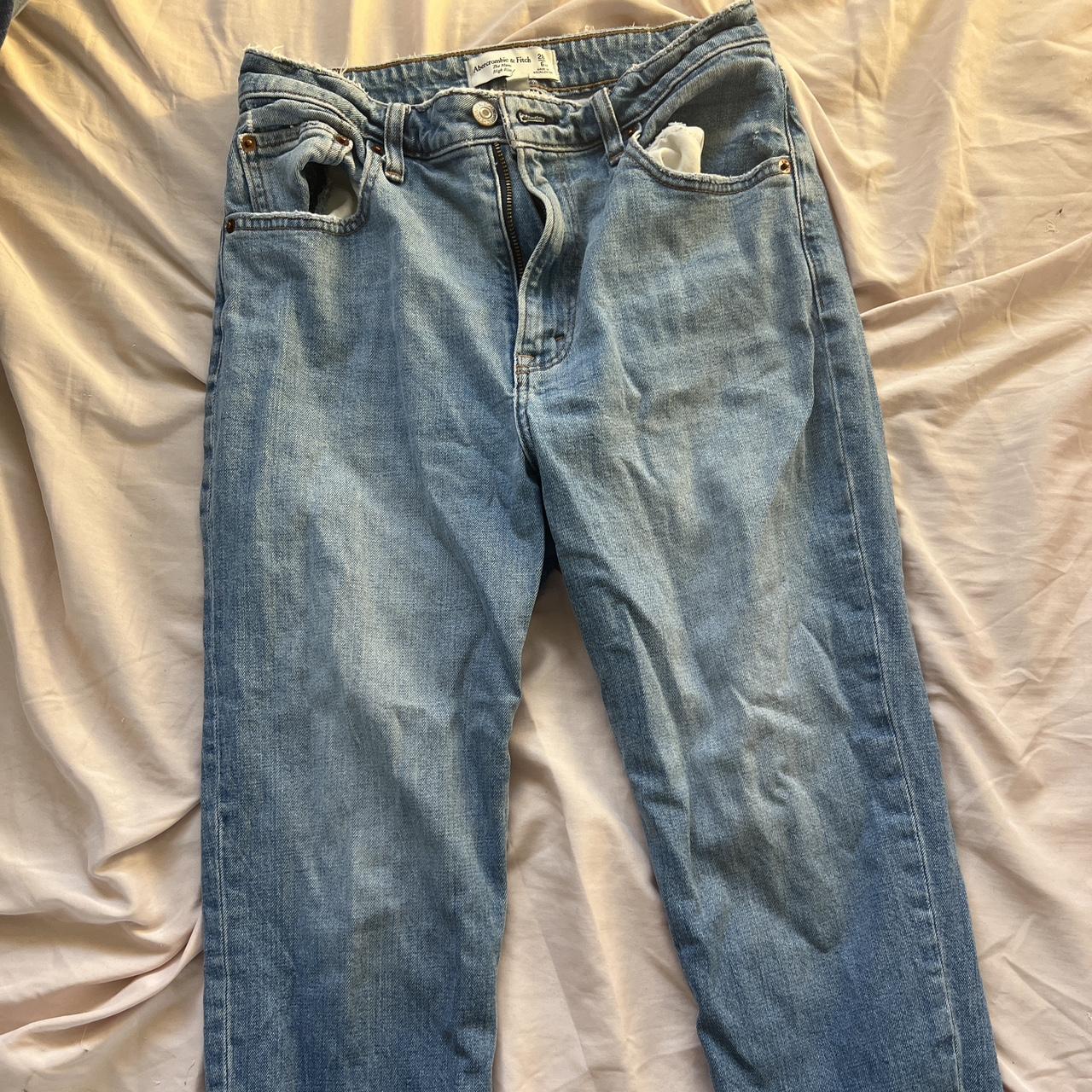 Abercrombie & Fitch Curve Love Mom Jeans, 28 extra... - Depop
