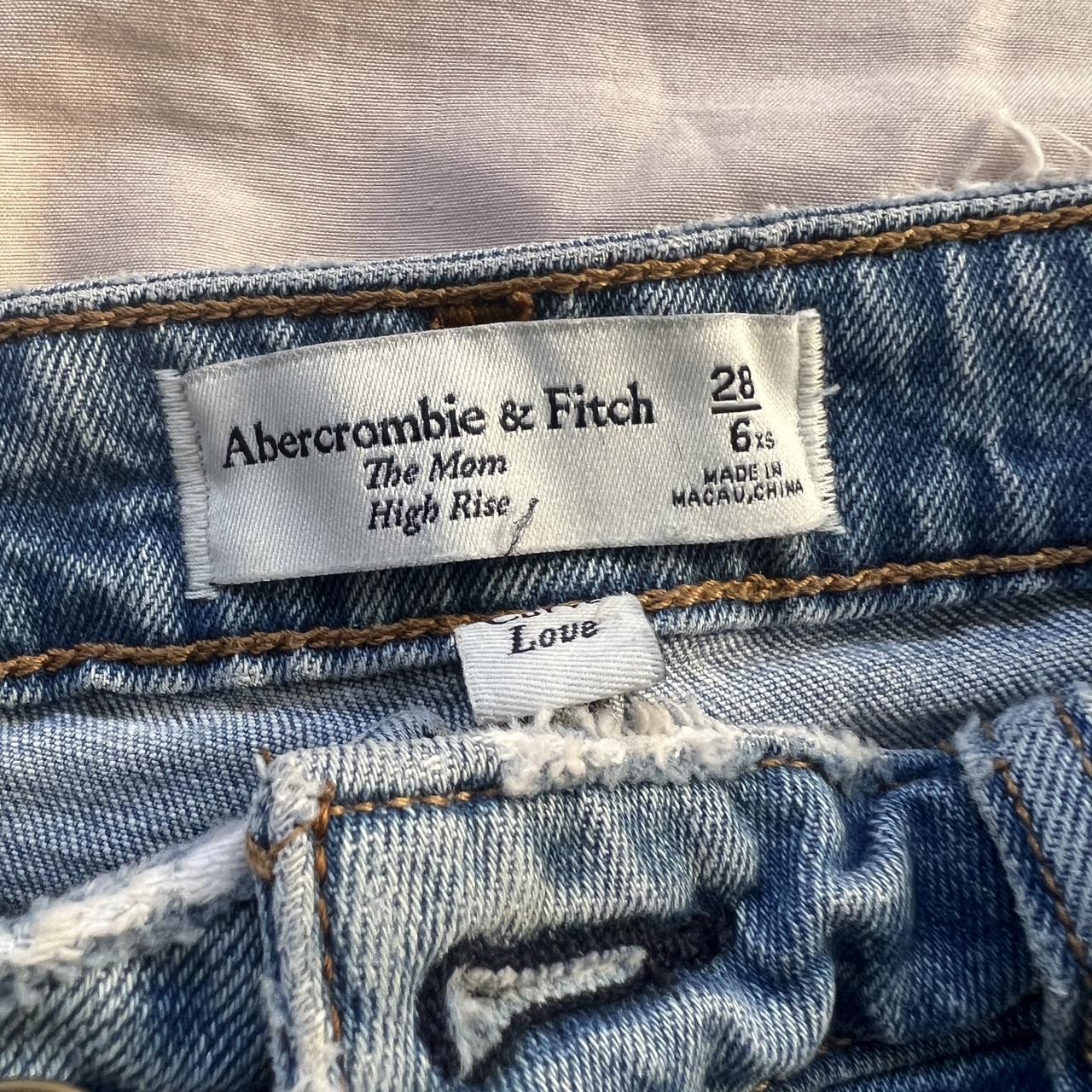 Abercrombie & Fitch Curve Love Mom Jeans, 28 extra... - Depop