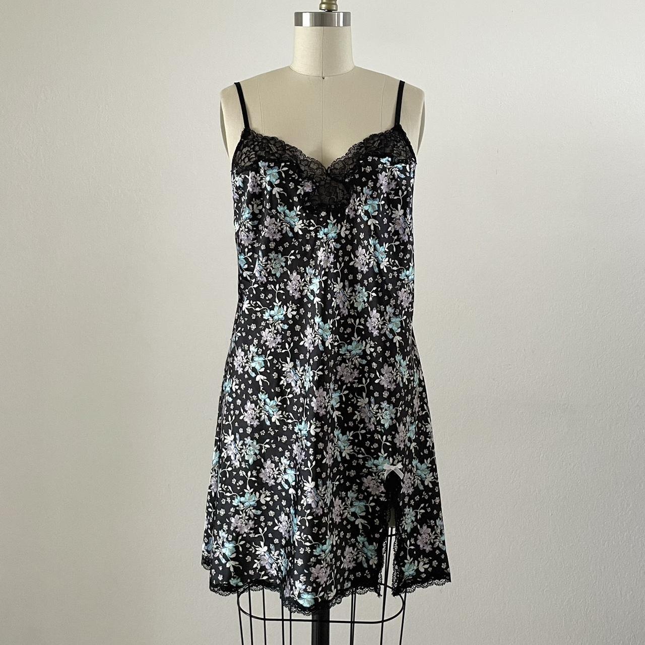 item listed by shopsurrealistic