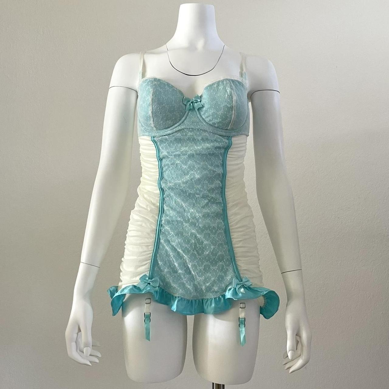 item listed by shopsurrealistic
