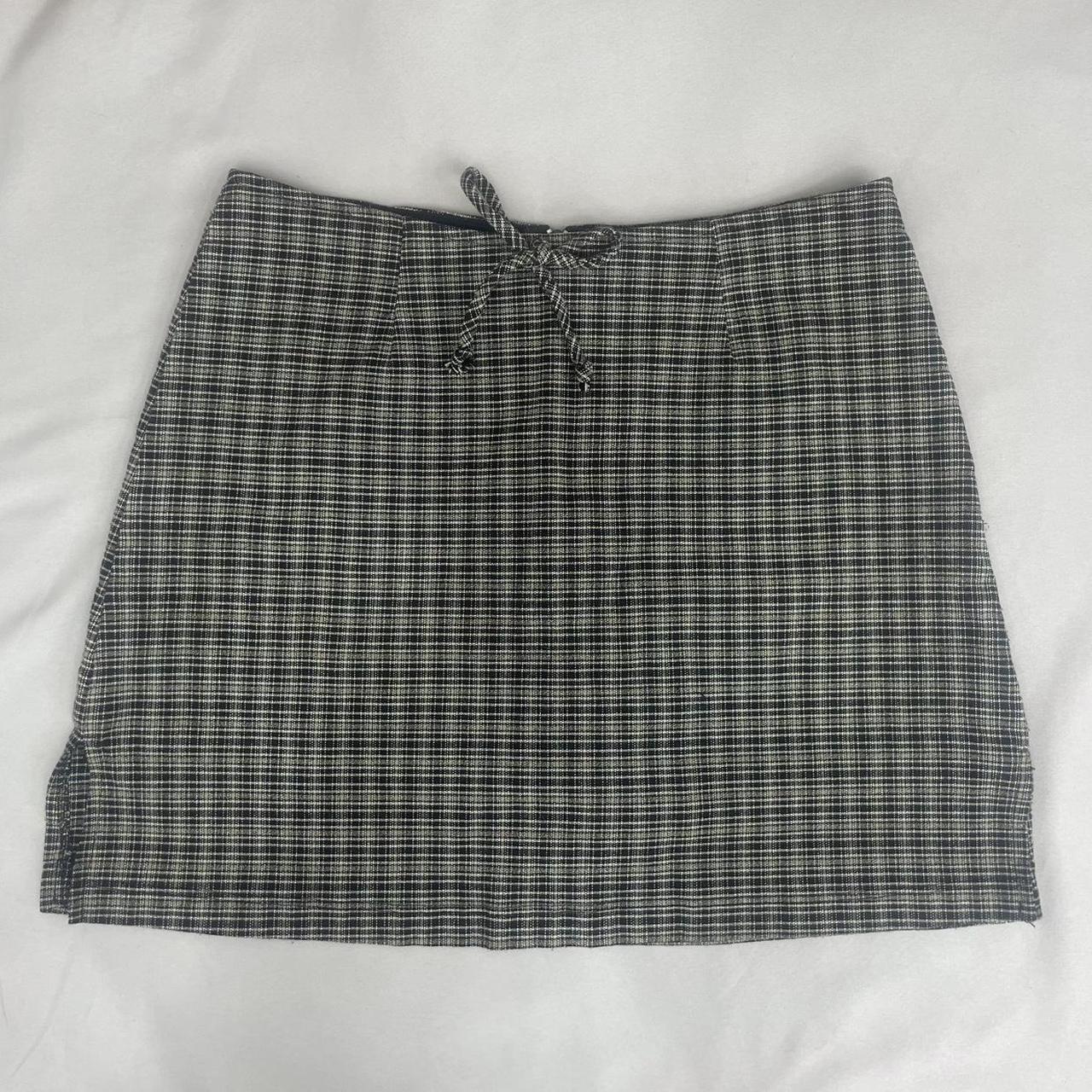 item listed by shopsurrealistic