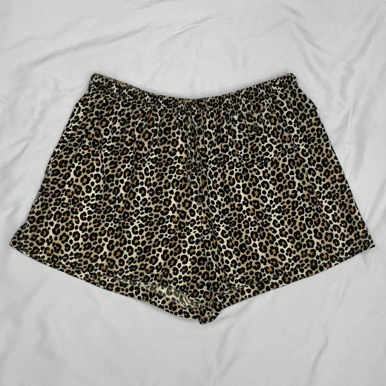 item listed by shopsurrealistic