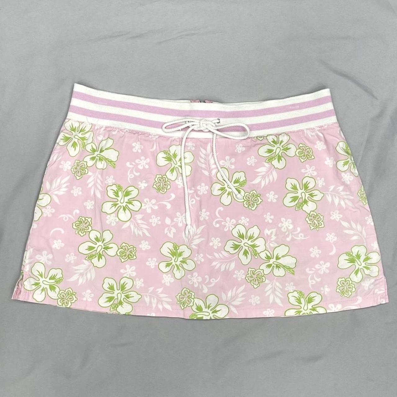 item listed by shopsurrealistic