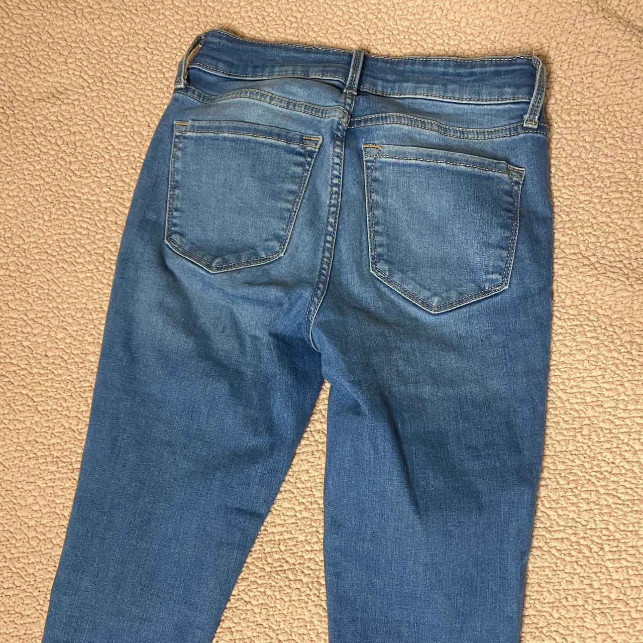 old navy skinny jeans - Depop