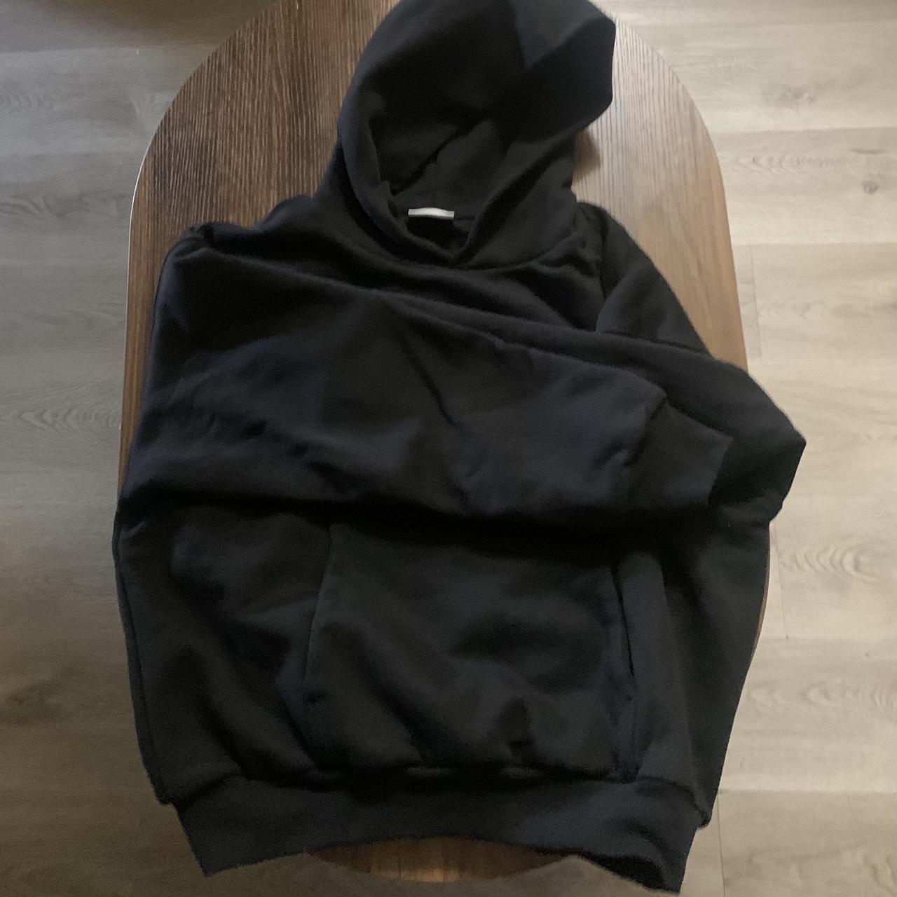 Zic Made Hoodie Cropped fit Size Large but runs... Depop
