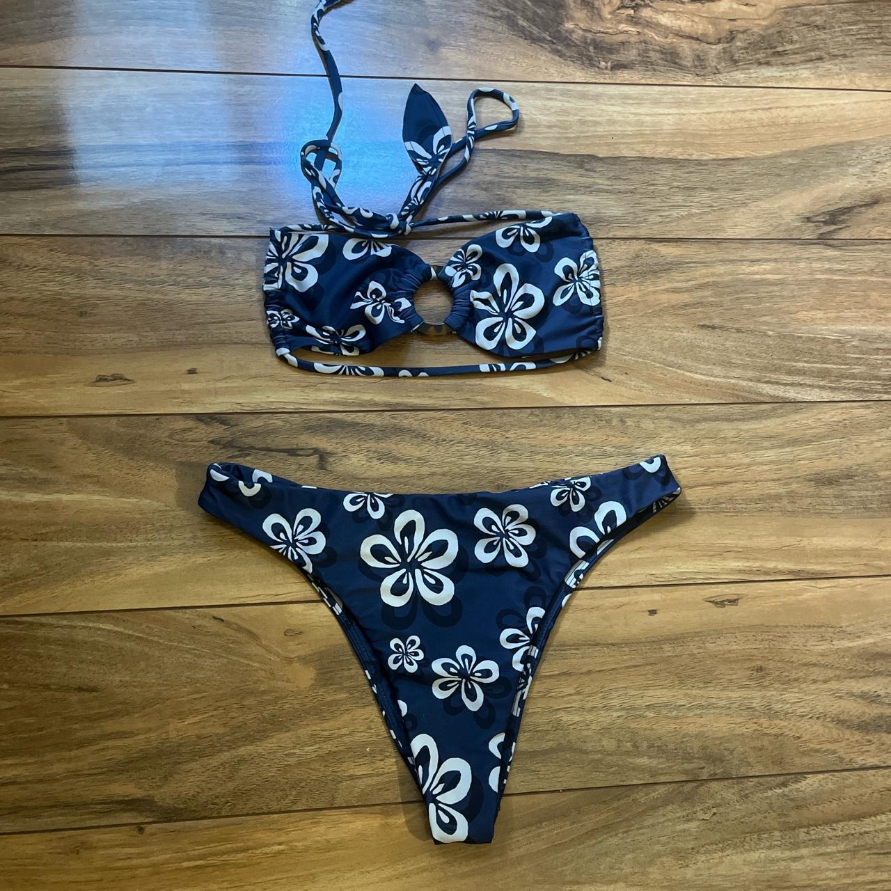 benoa swim maramatea set, not sure if i wanna get... - Depop