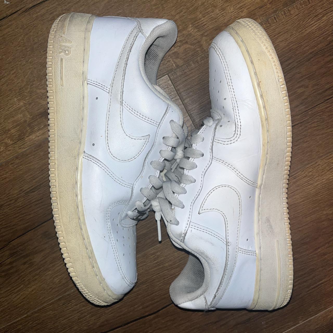 size 9 white air force 1
