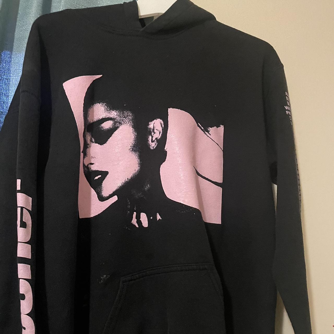 Ariana grande tour discount sweatshirt