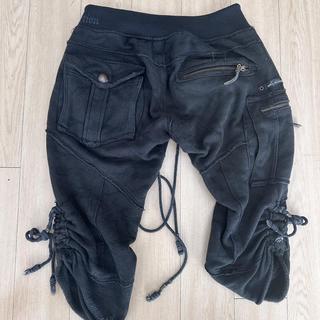 ifsixwasnine MUDMAX BEAR shorts Has leather accents | Depop