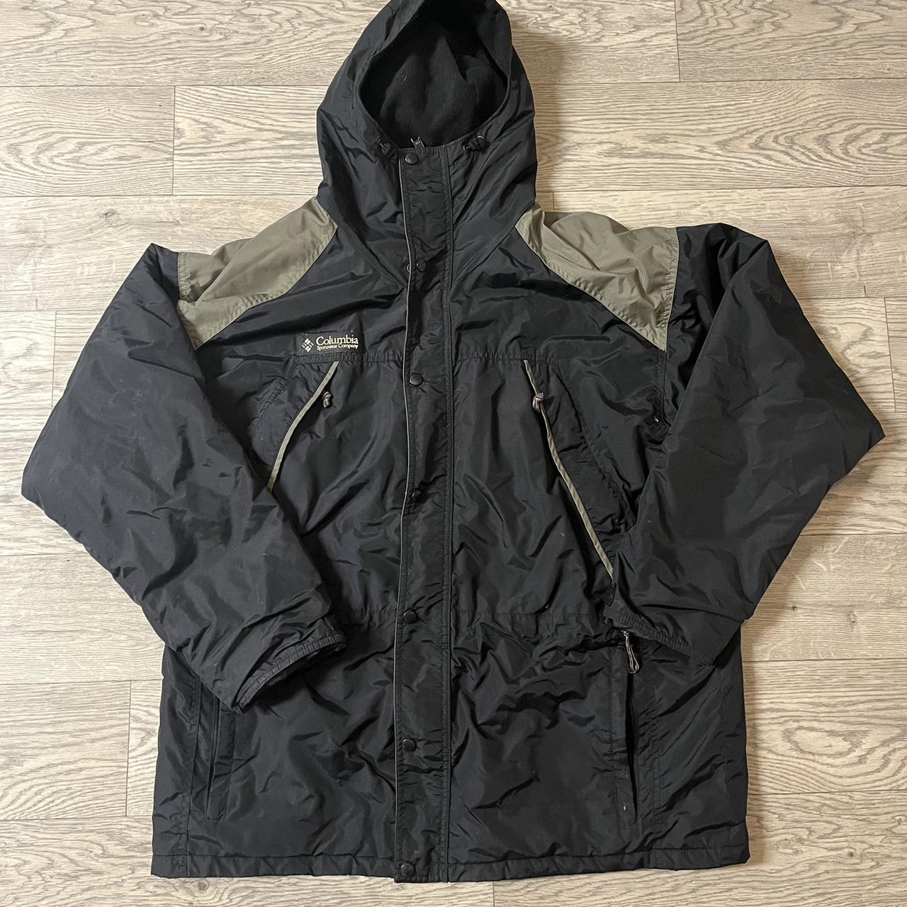 Awesome Columbia Titanium softshell jacket in black - Depop