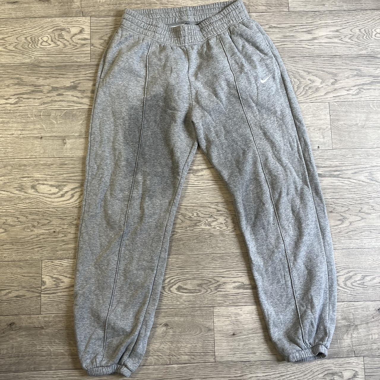 mens grey nike joggers medium