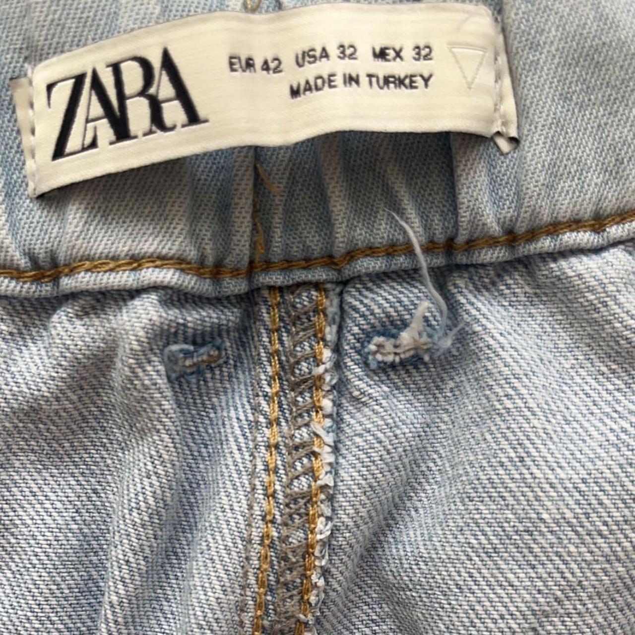 Zara Jeans baggy fit Worn twice Amazing condition... - Depop