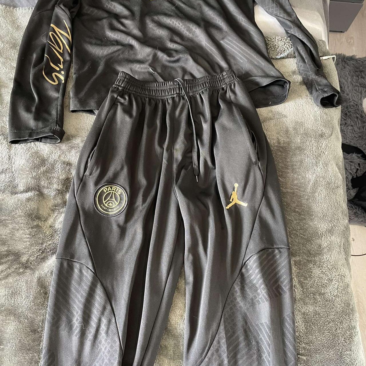 black psg tracksuit jordan