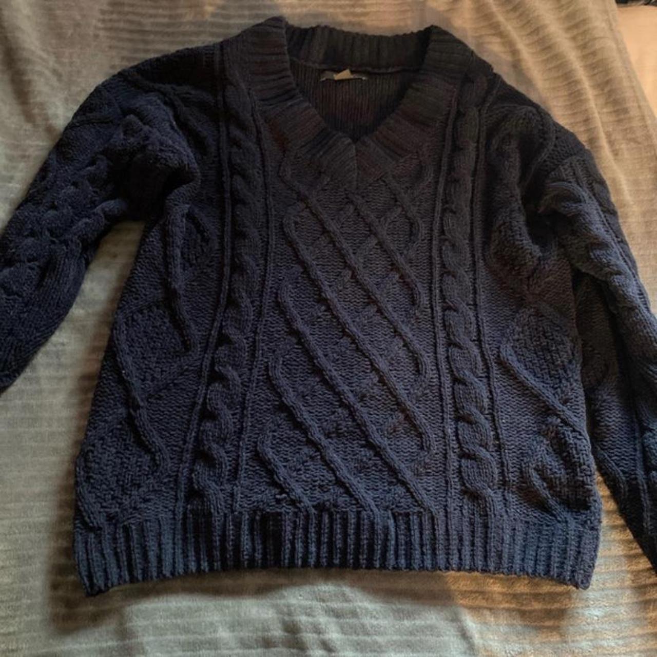 Navy blue cable knit jumper #winterknitwear Depop