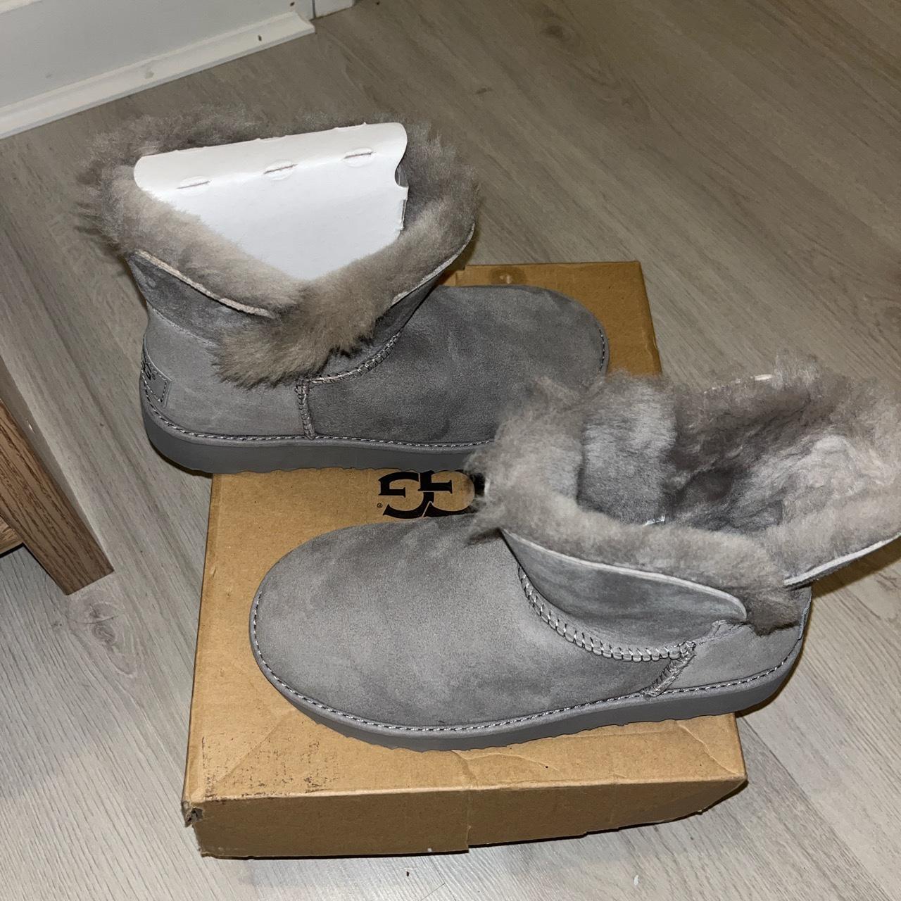 Ugg classic cuff sale mini grey