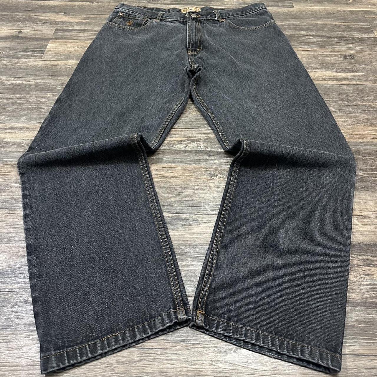 item listed by readytwowhere