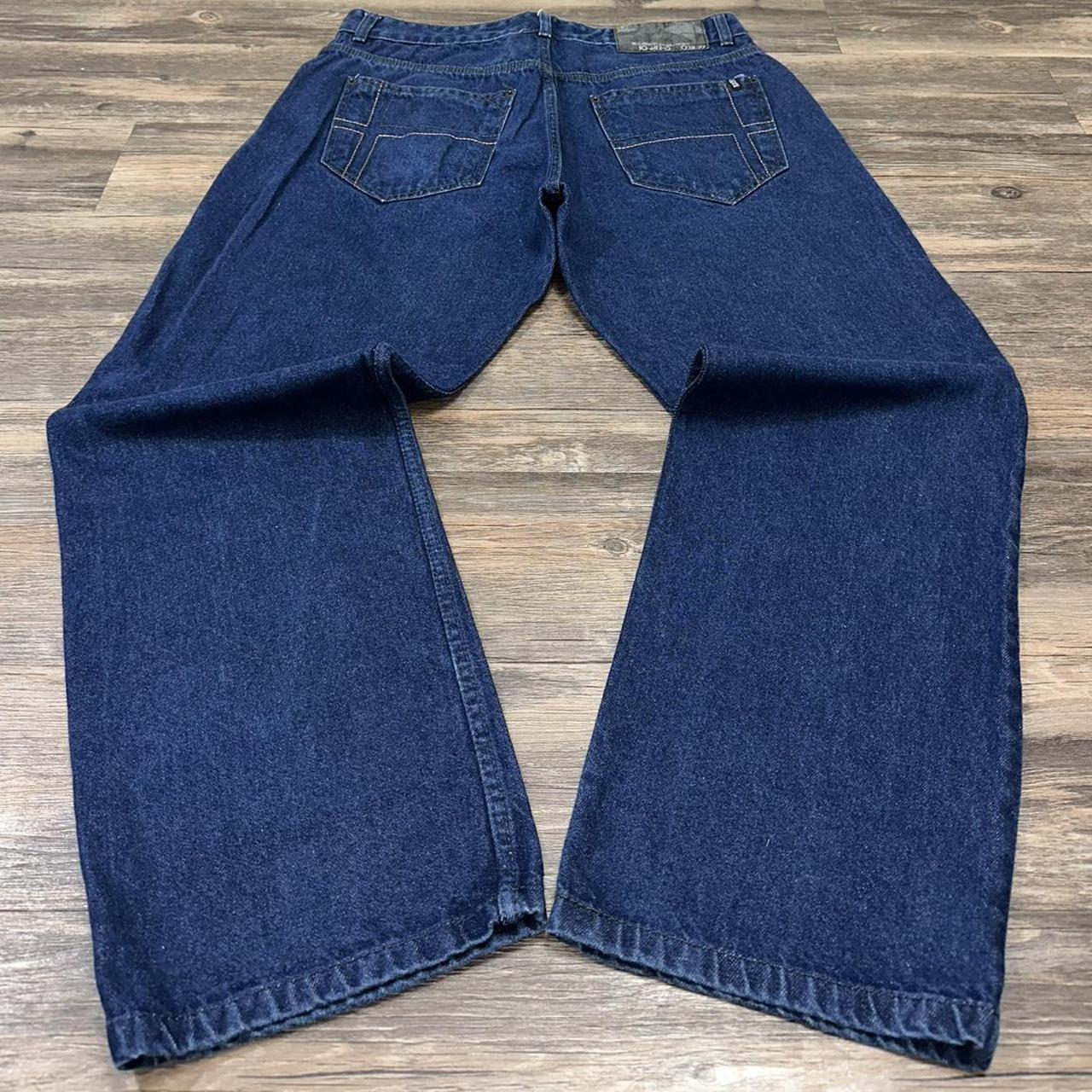 item listed by readytwowhere