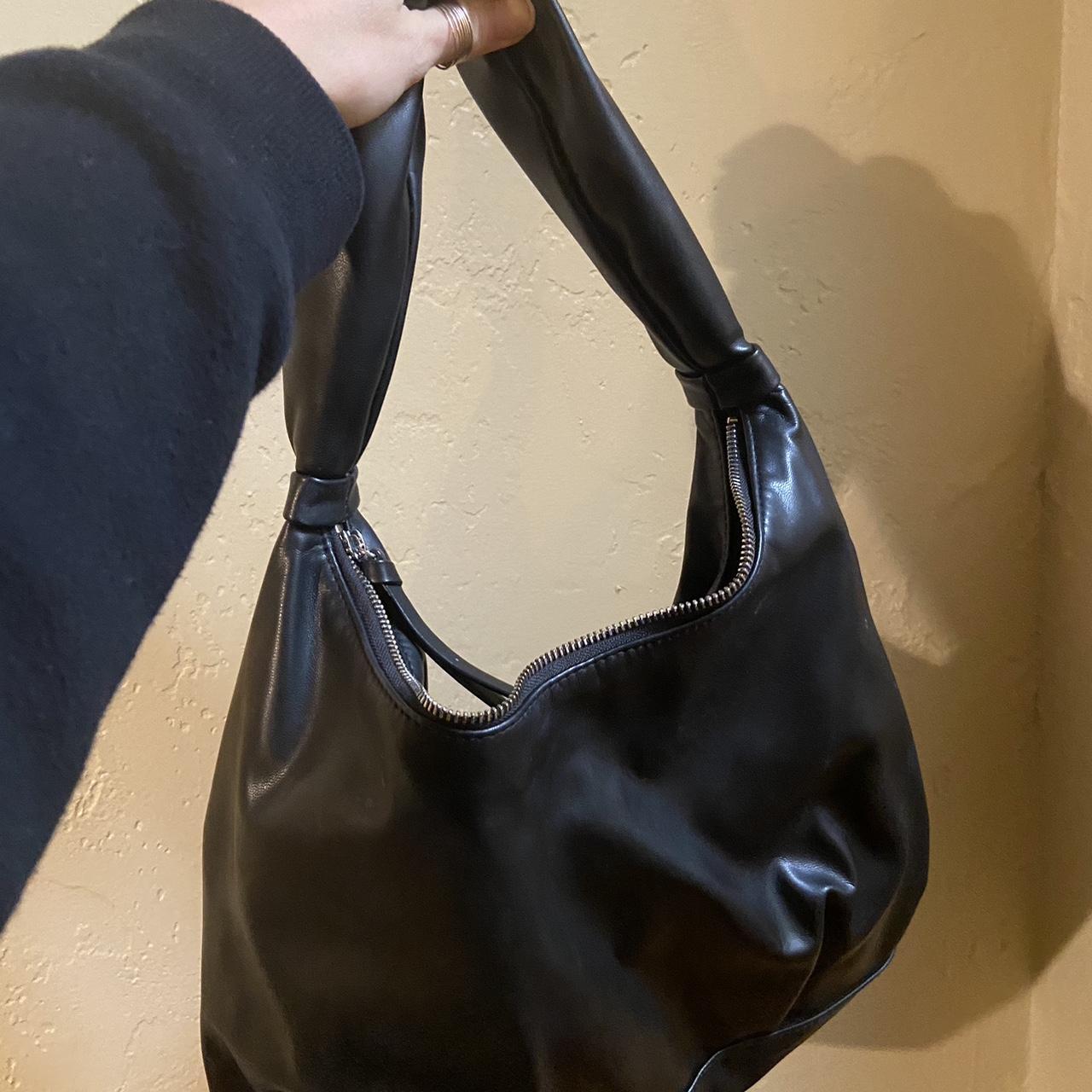 Faux leather H&M shoulder bag. Used a few times.... Depop