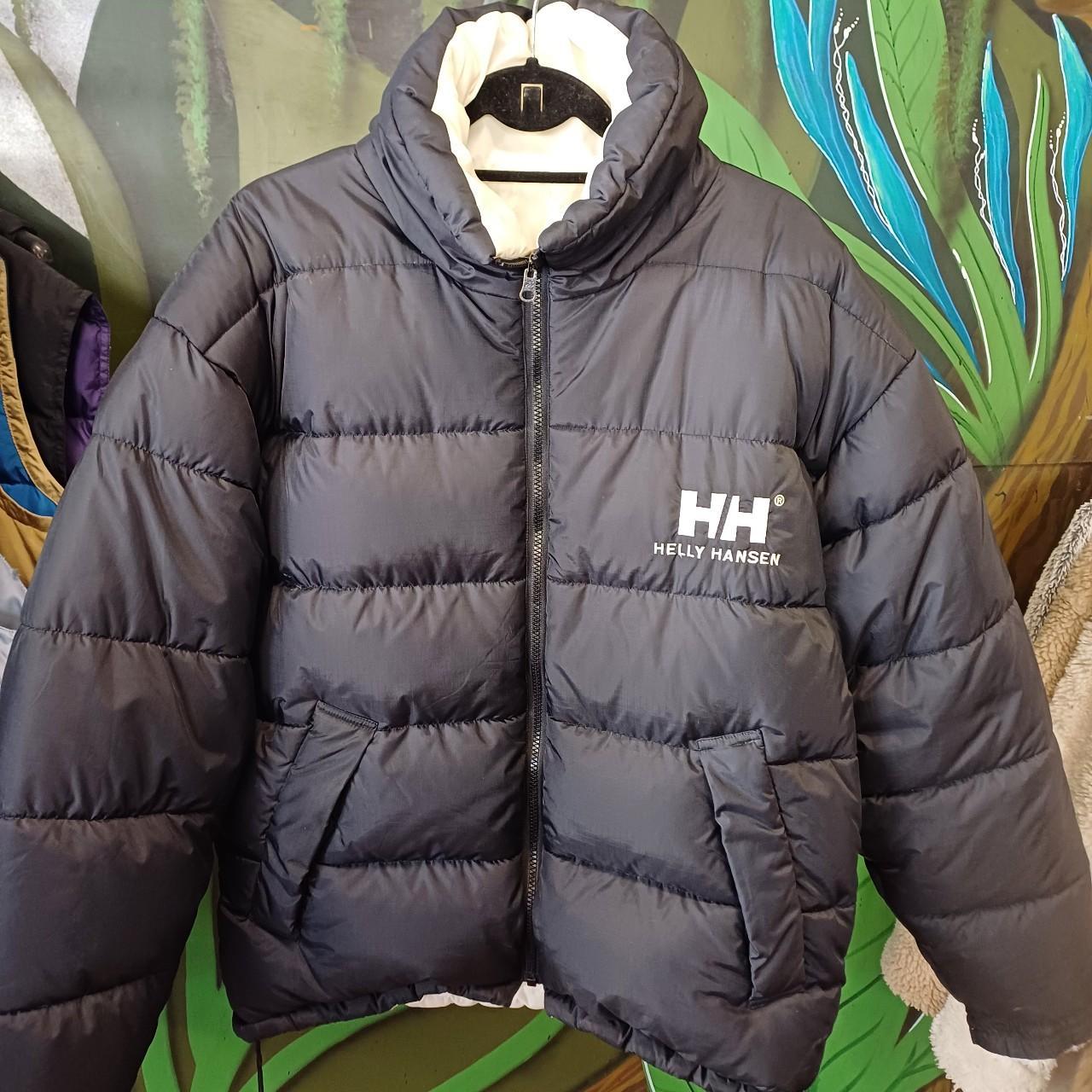 💙 00s REVERSIBLE HELLY HANSEN PUFFER 💙 ❄️ Don't let... - Depop