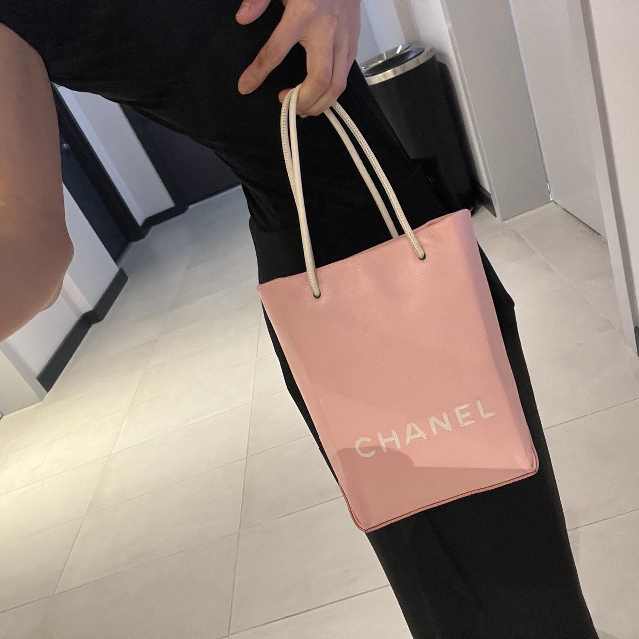 item listed by aestheticjunkie
