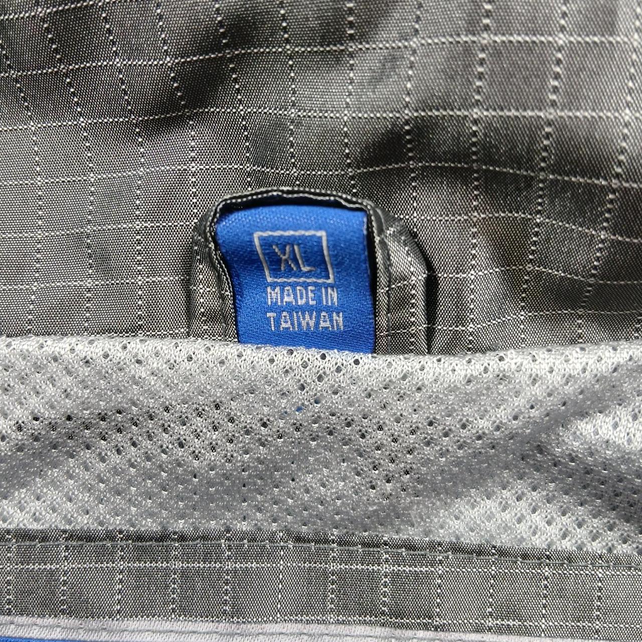 Preloved Men's Lightweight Jacket - Grey/Silver -… - image 5