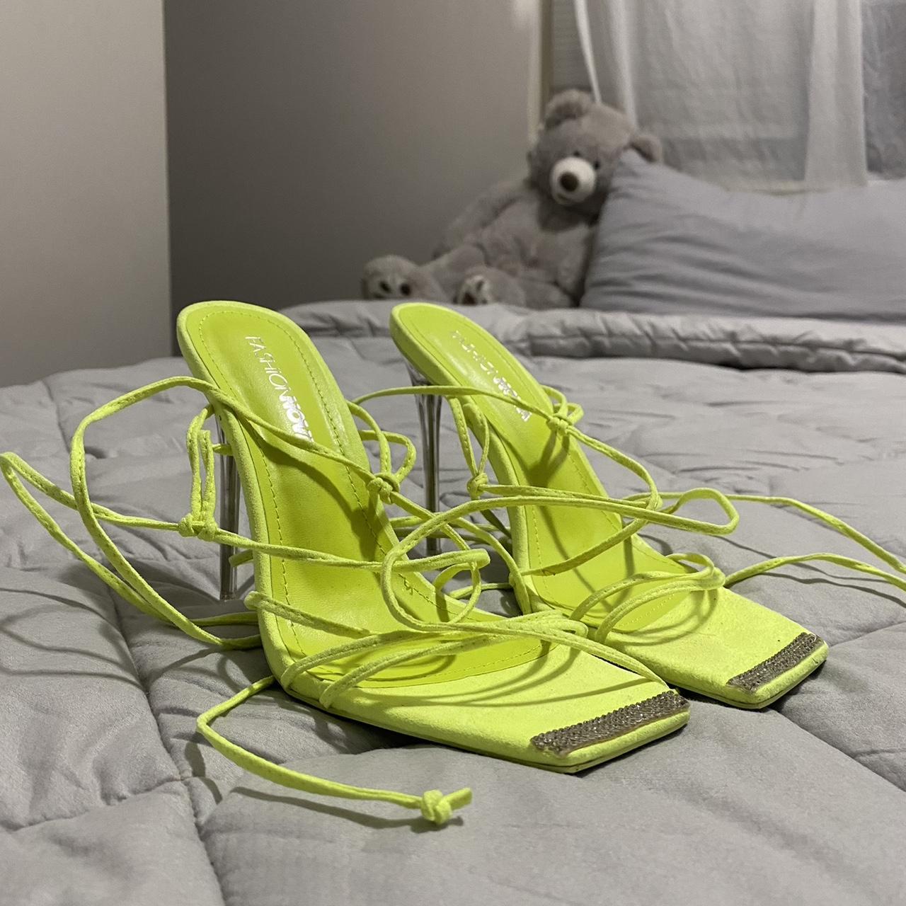 Lime green sale heels fashion nova