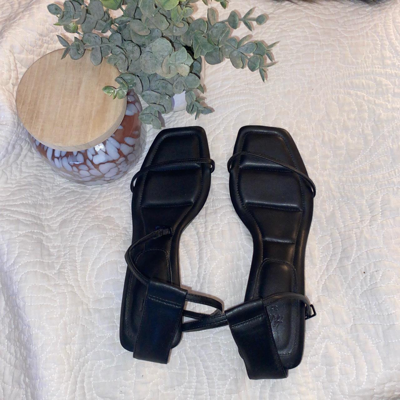 item listed by lydscloset98