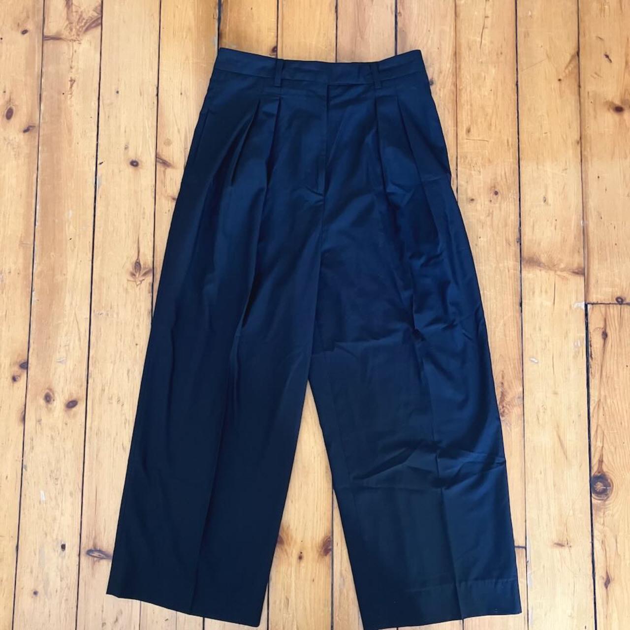 item listed by rodeony