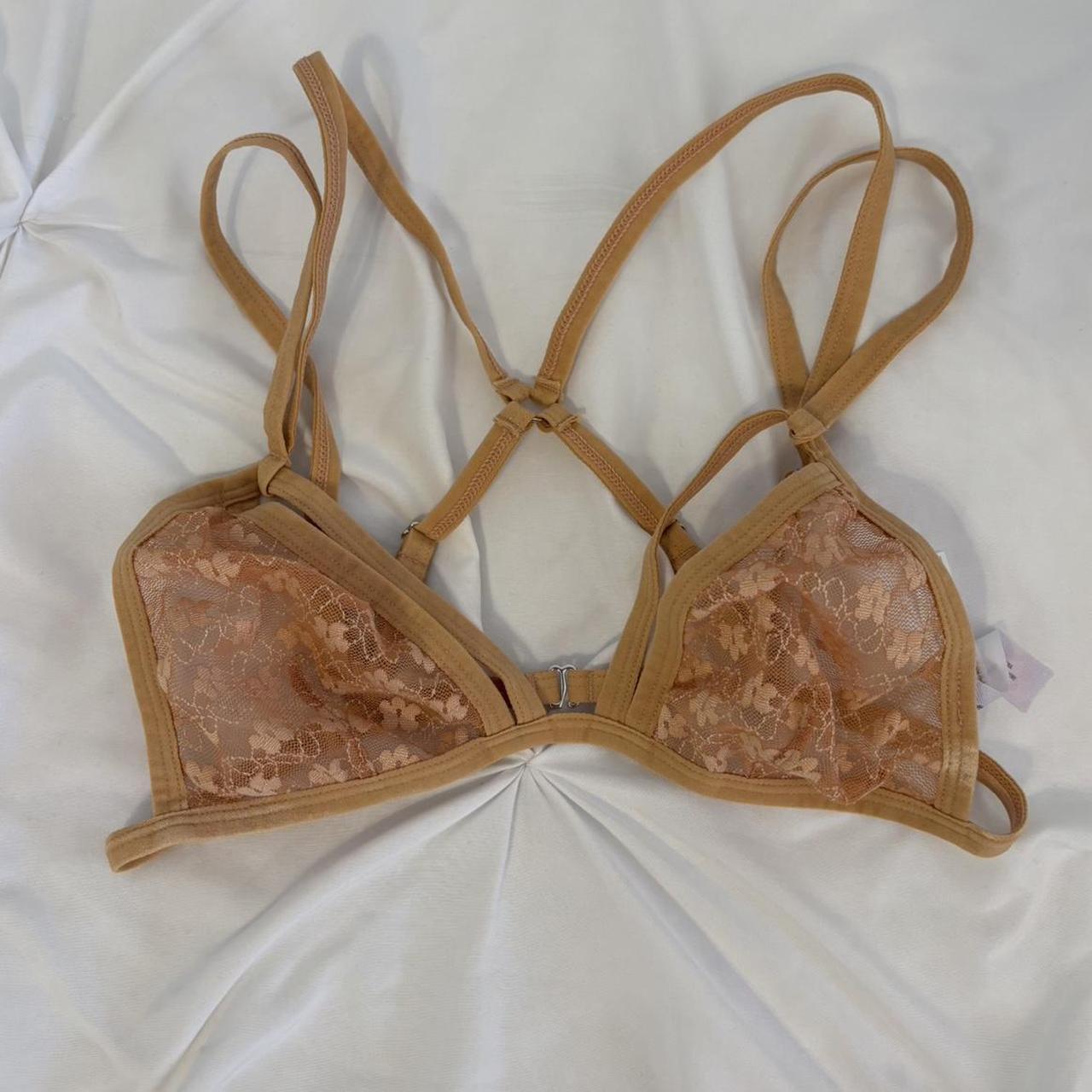 item listed by zoespoon
