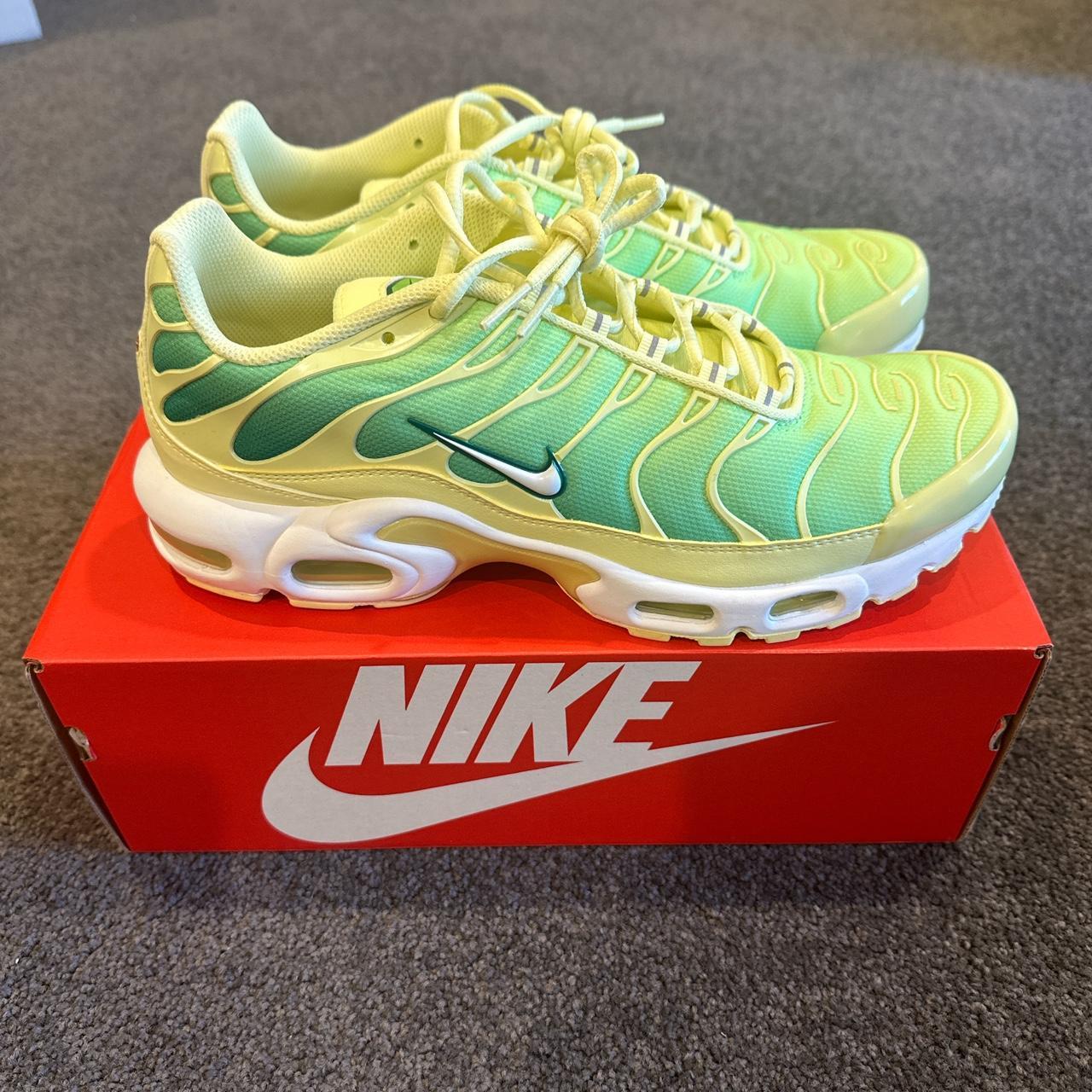 nike tuned white lime malibu