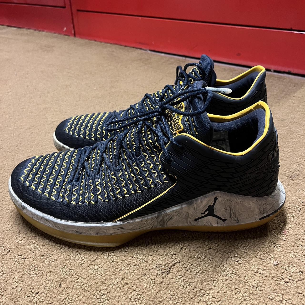 Jordan 32 yellow best sale