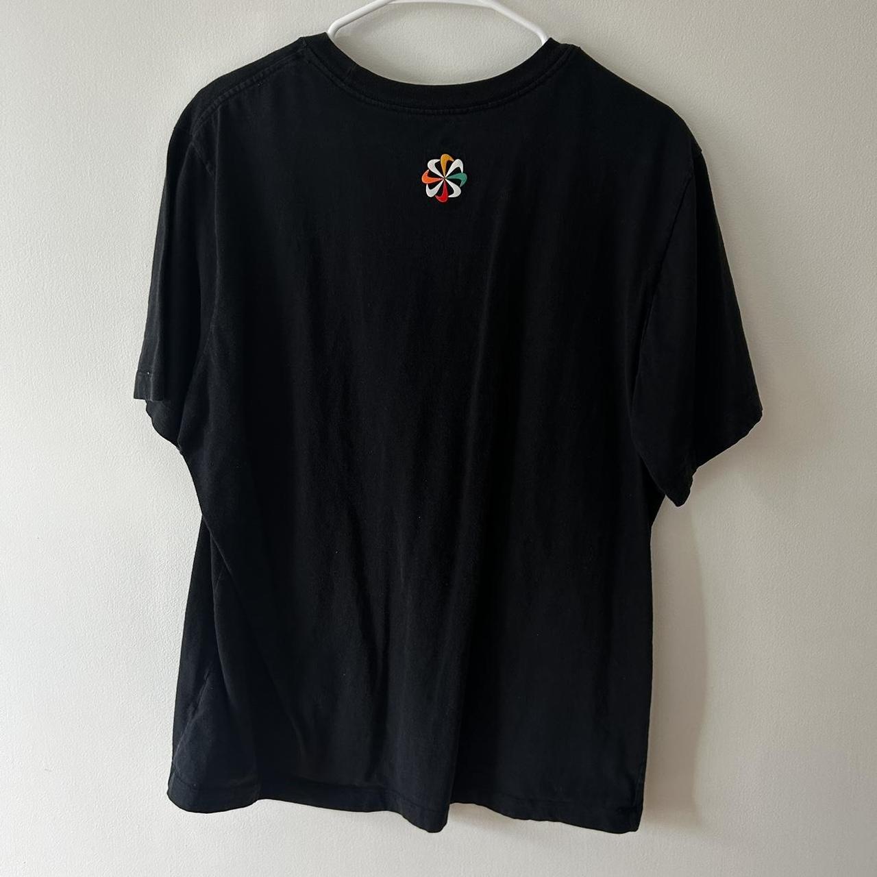 mens black nike tee