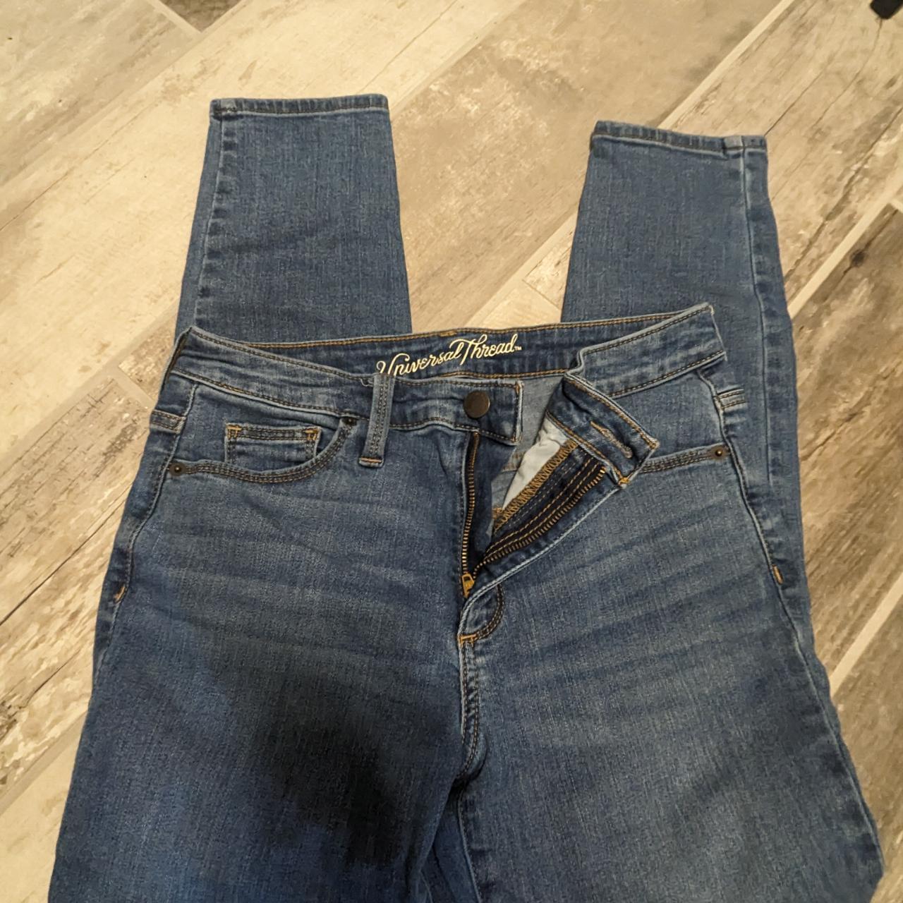 Universal thread jeans size 4(27), skinny jeans, has... - Depop