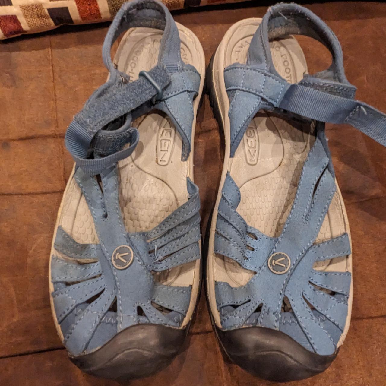 Womens keen sandals size 9, blue in color, good... Depop