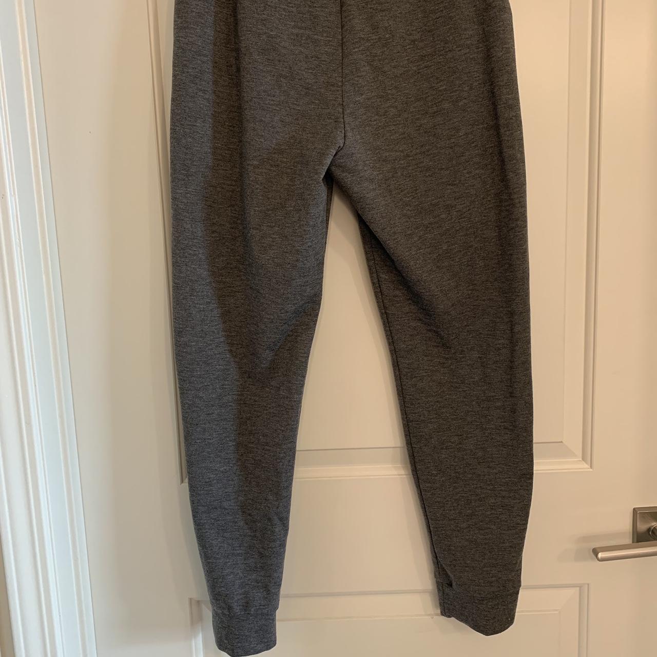 Athletic works men's online joggers