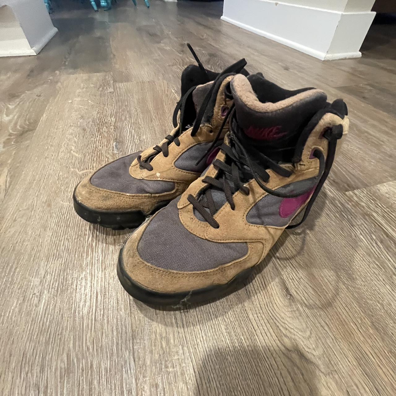 vintage nike boots