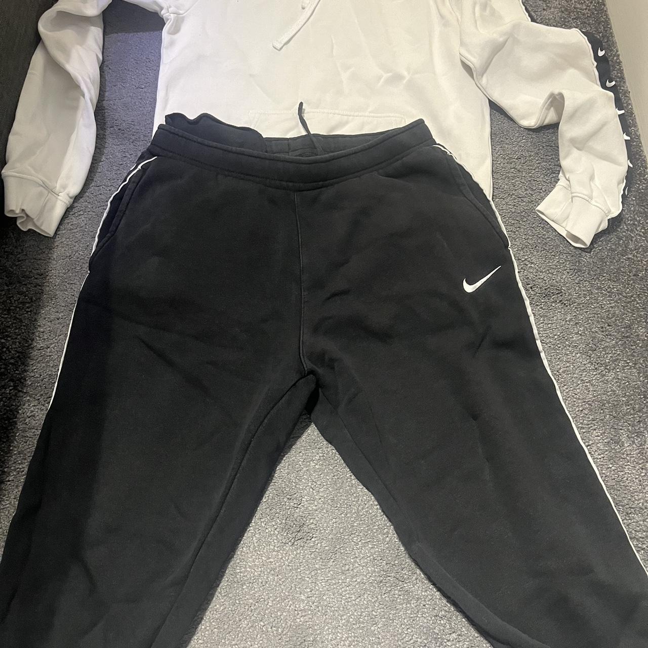 mens medium nike tracksuit bottoms