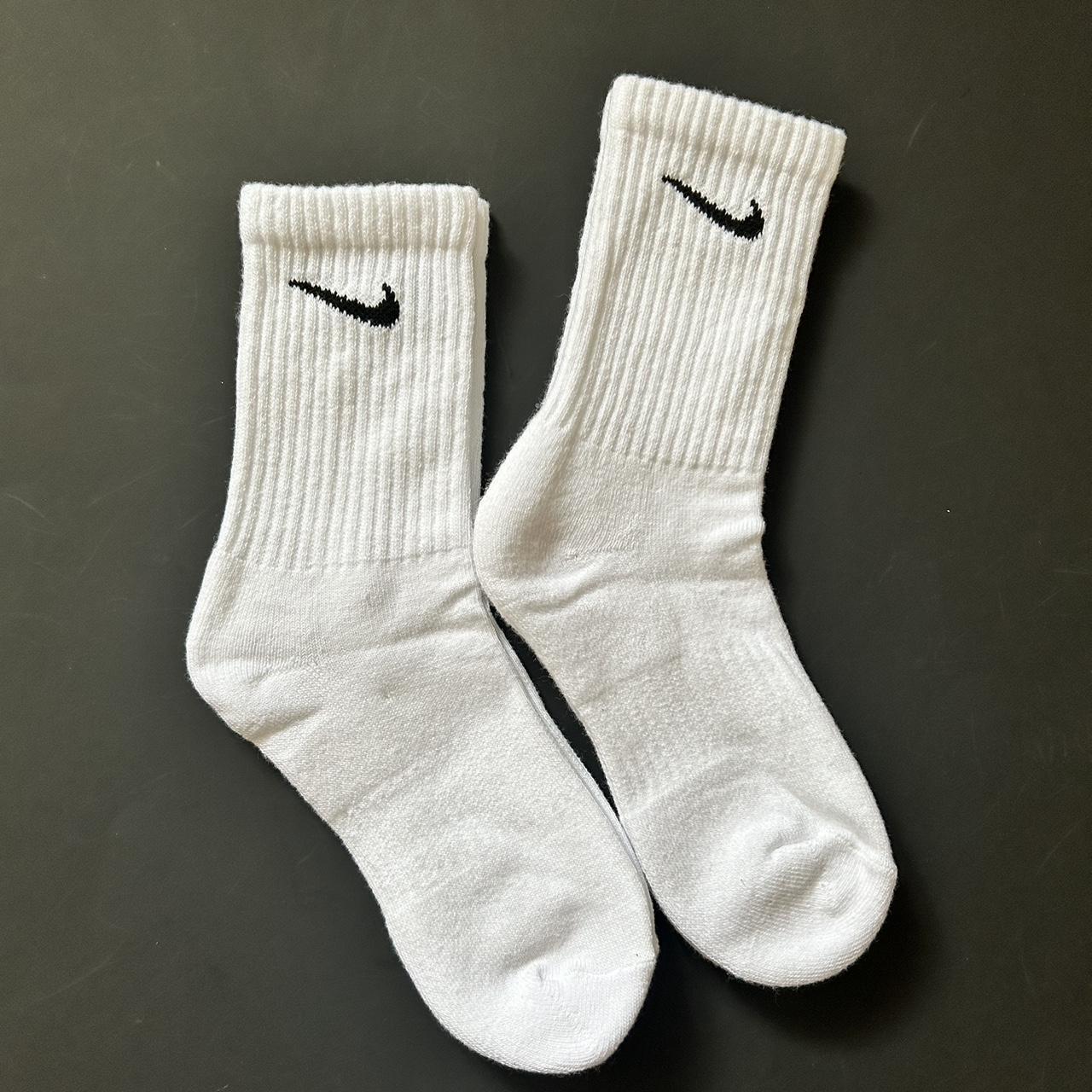 Nike everyday crew cushioned white socks Sizes :... - Depop