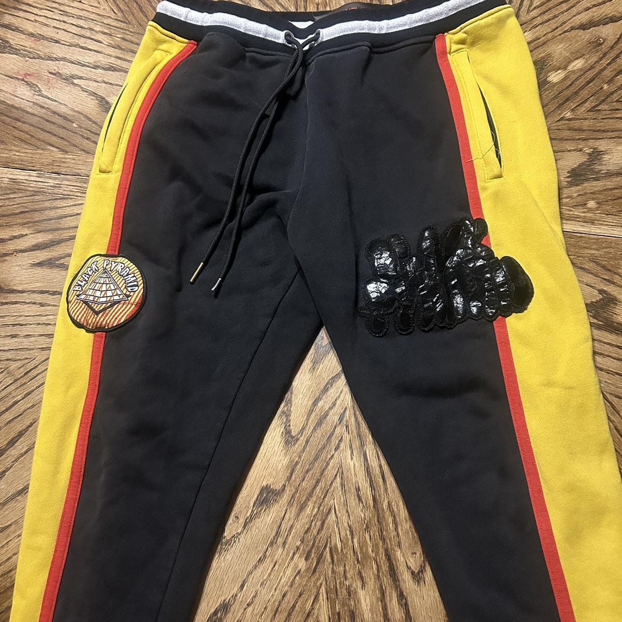 Black pyramid sweatpants fashion