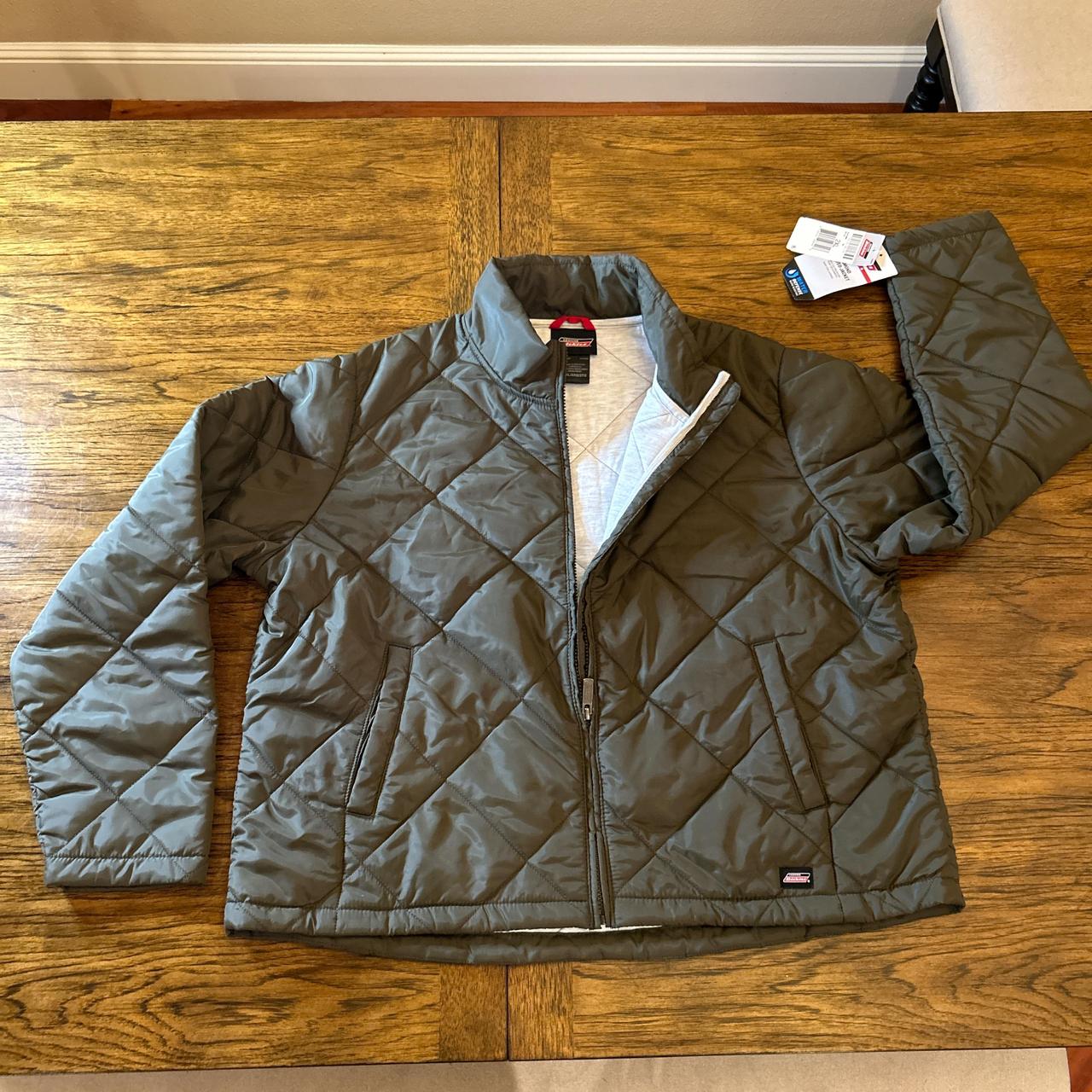item listed by stacknfind22