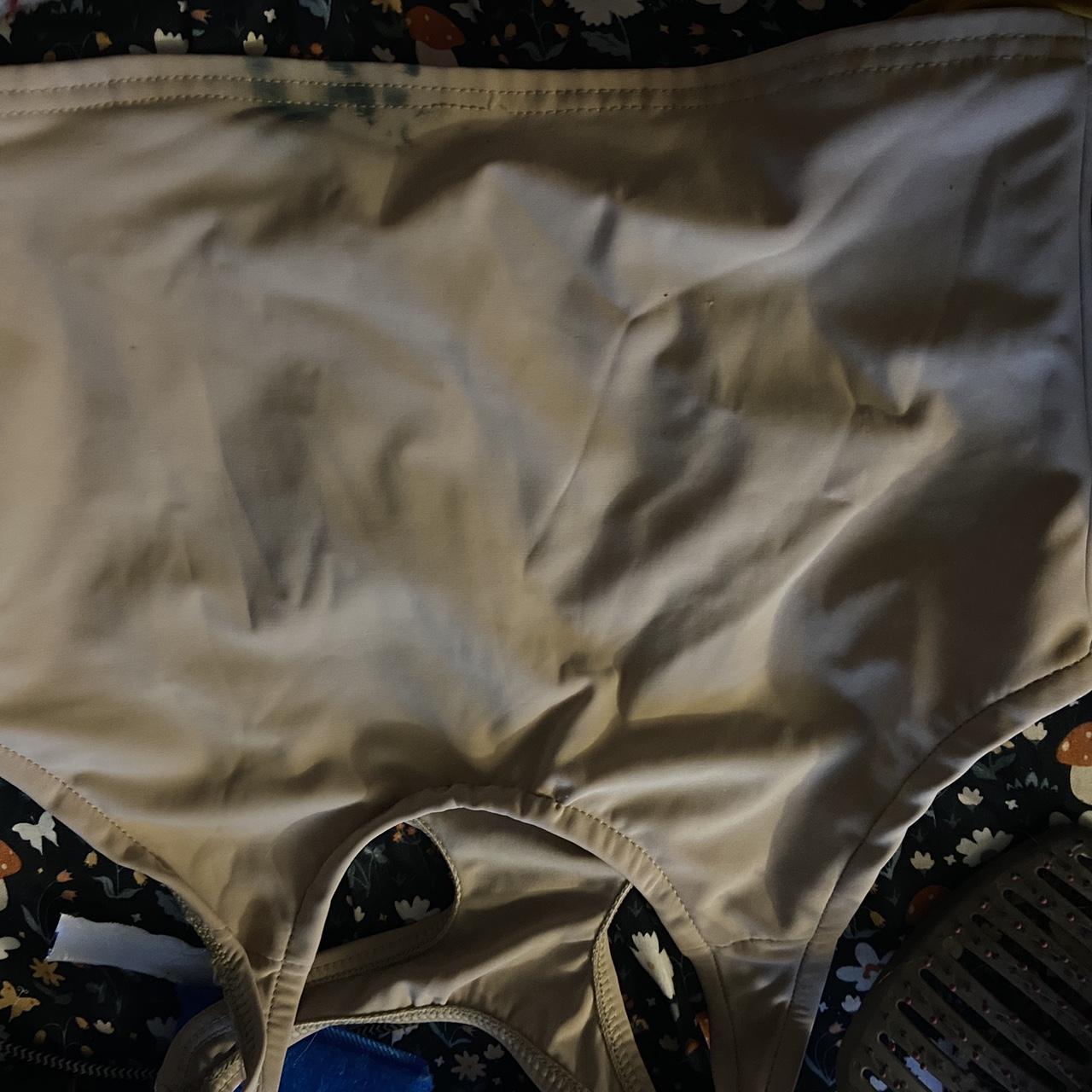 GC2B Racerback Chest Binder in a Large Only been... Depop