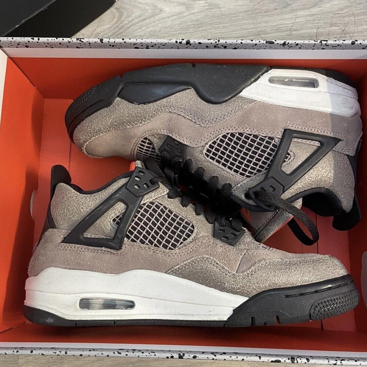 jd sports taupe haze