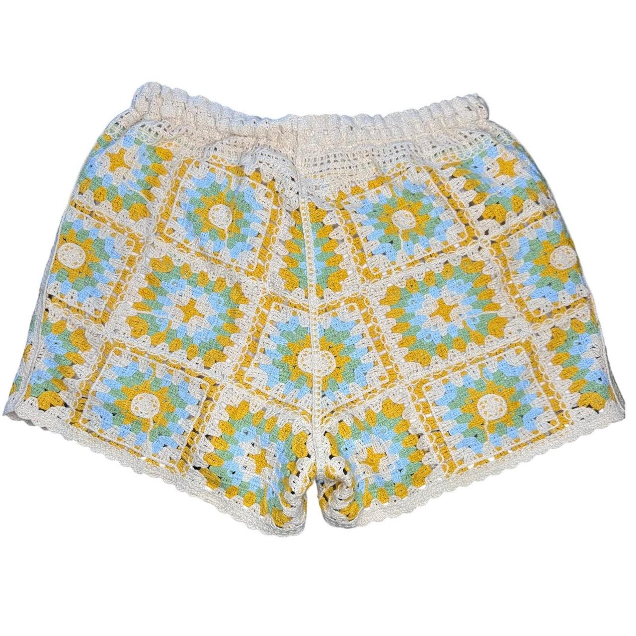 Source Unknown Women's Shorts - Cream/Multi - S –… - image 1