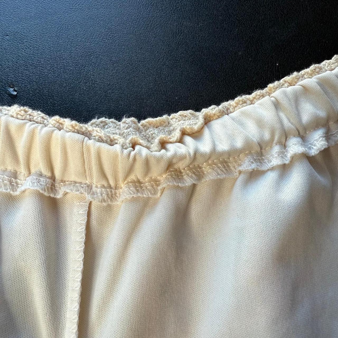 Source Unknown Women's Shorts - Cream/Multi - S –… - image 4