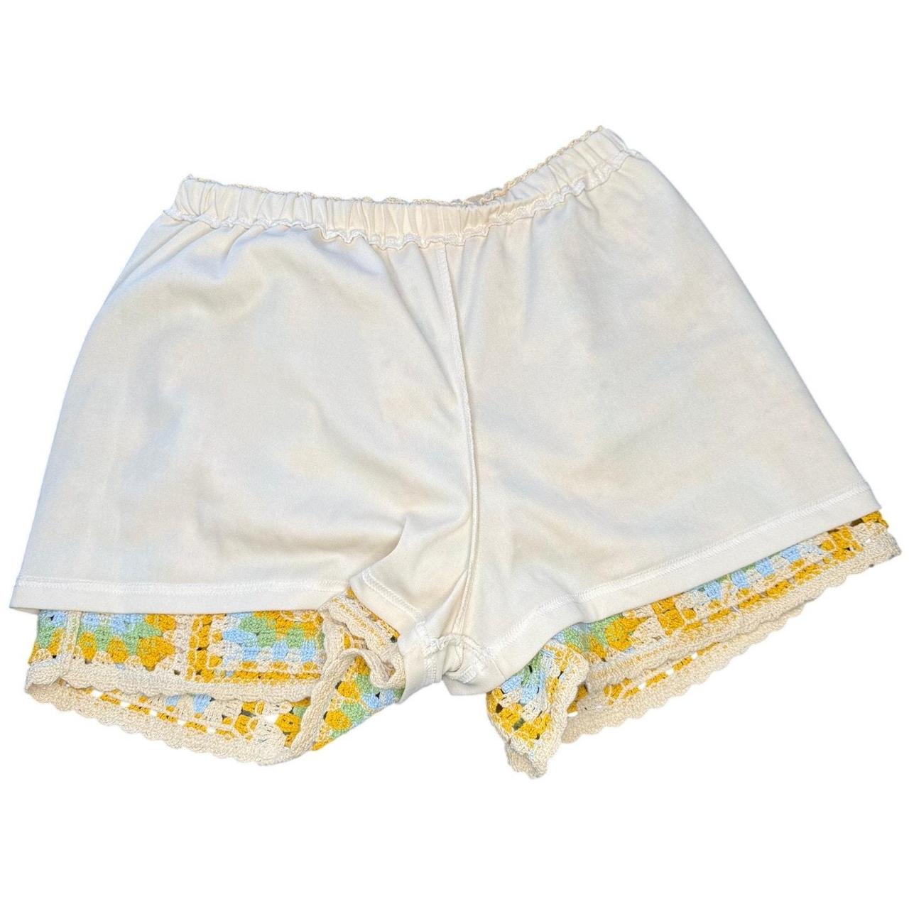 Source Unknown Women's Shorts - Cream/Multi - S –… - image 3