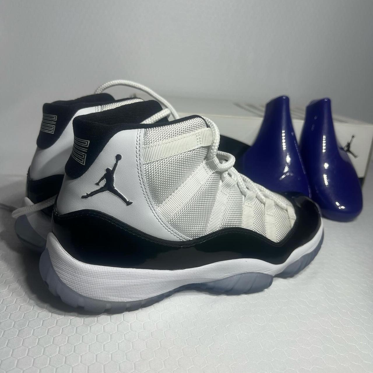 concord 11s size 8